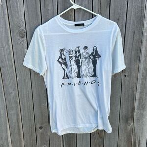 Fancyqube tshirt Friends Halloween short sleeve size medium